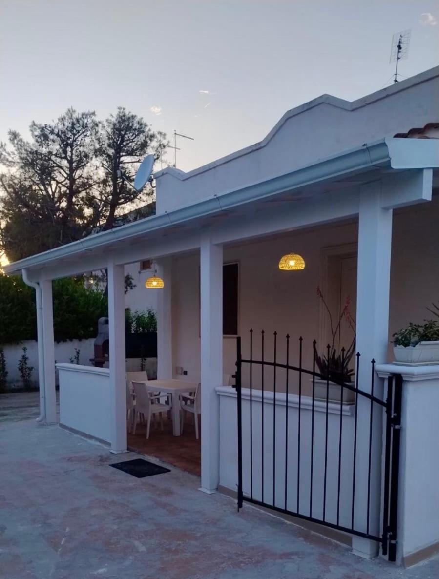 Villa Singola Amanda - 500M Dal Mare Pulsano Exterior photo